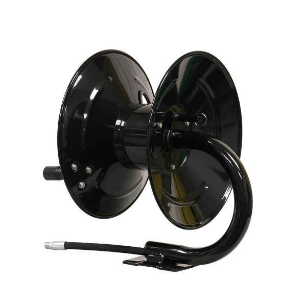 Right angle of 100-foot capacity manual hose reel